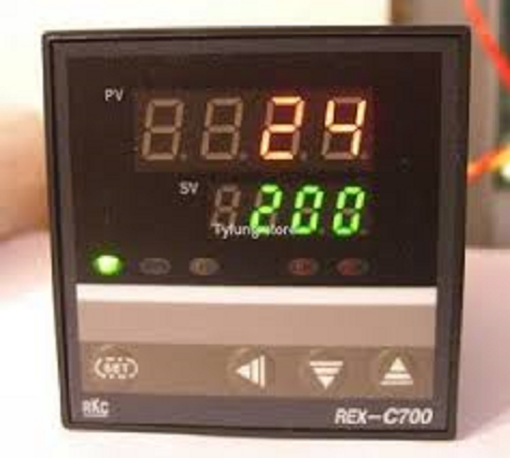 Thiết bị điều khiển nhiệt độ (Relay, SSR) REX-C700